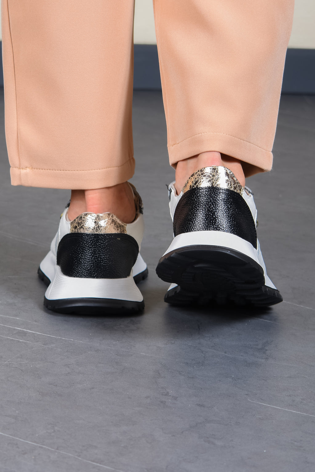 Amara Talco X Pistacho