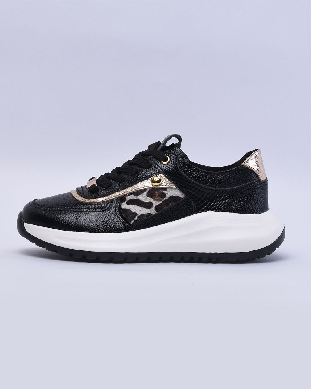 Indira Negro X Print