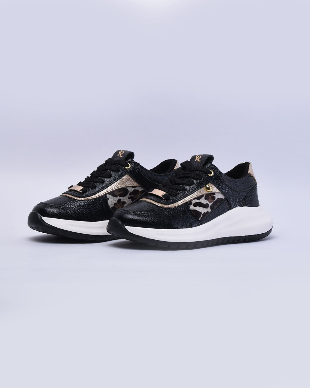 Indira Negro X Print